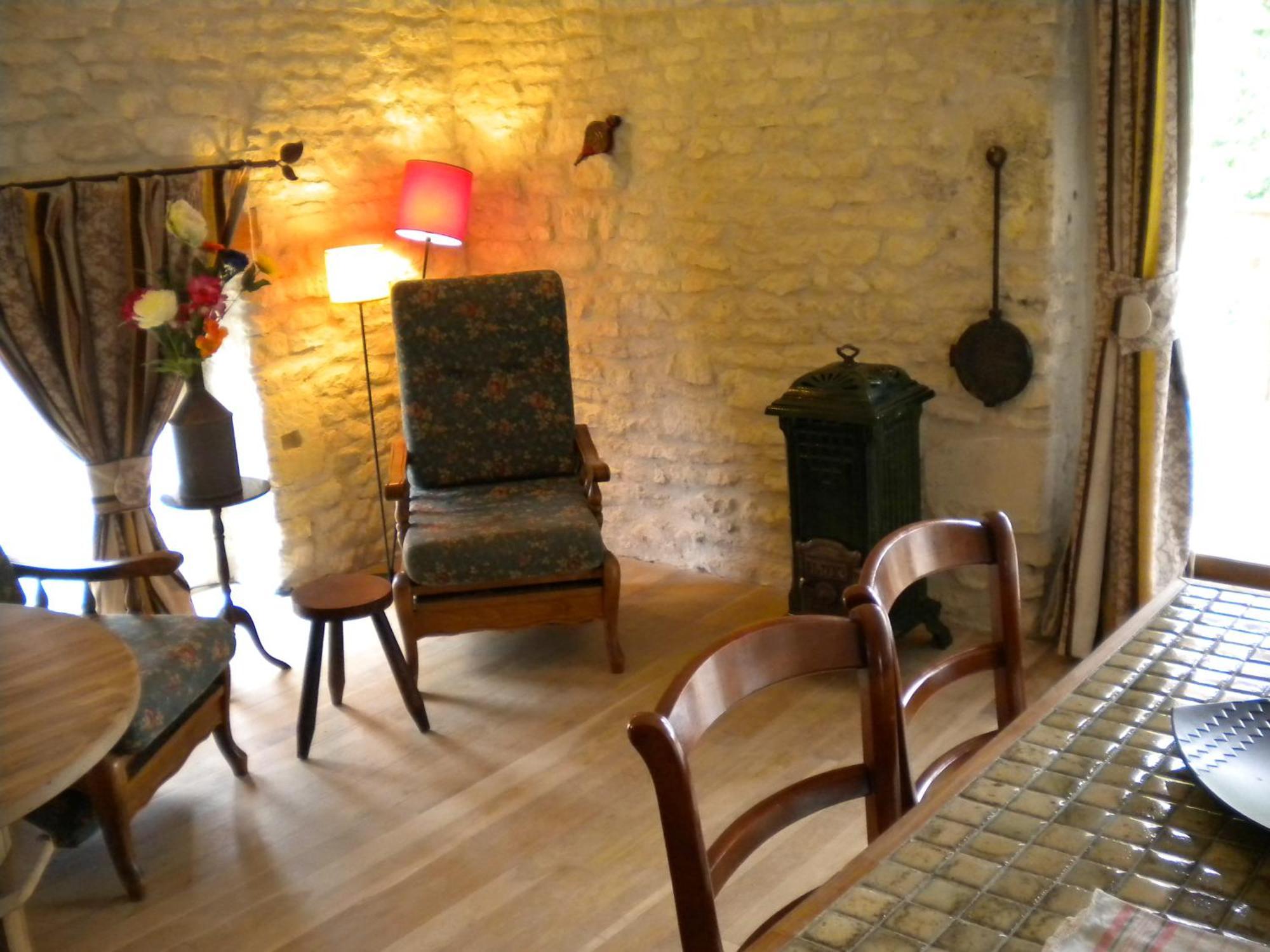 Au Col De Cygne Apartment Blanzac-les-Matha ภายนอก รูปภาพ